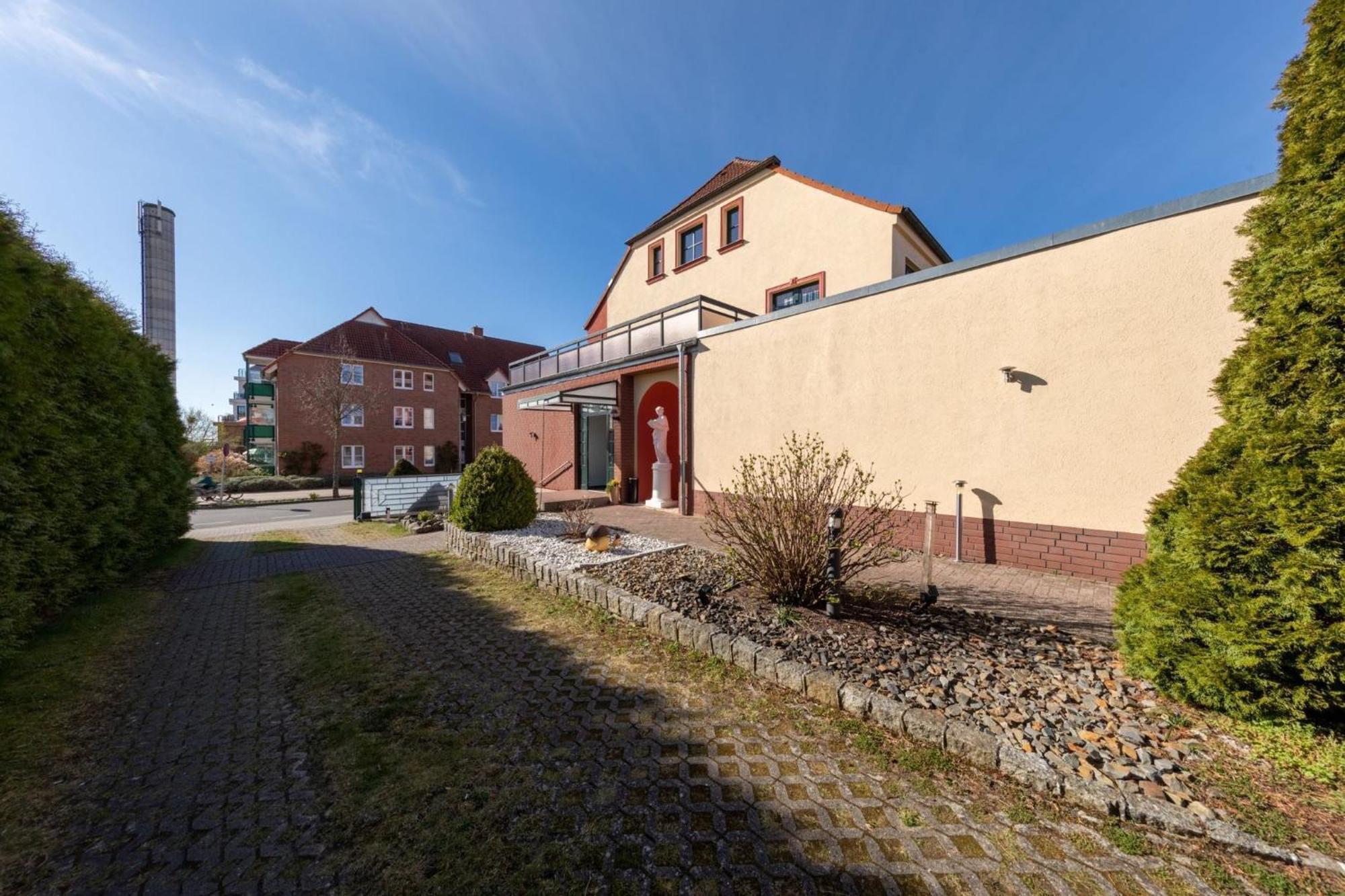 Haus Diana - Blaumeise Waren  Exteriör bild